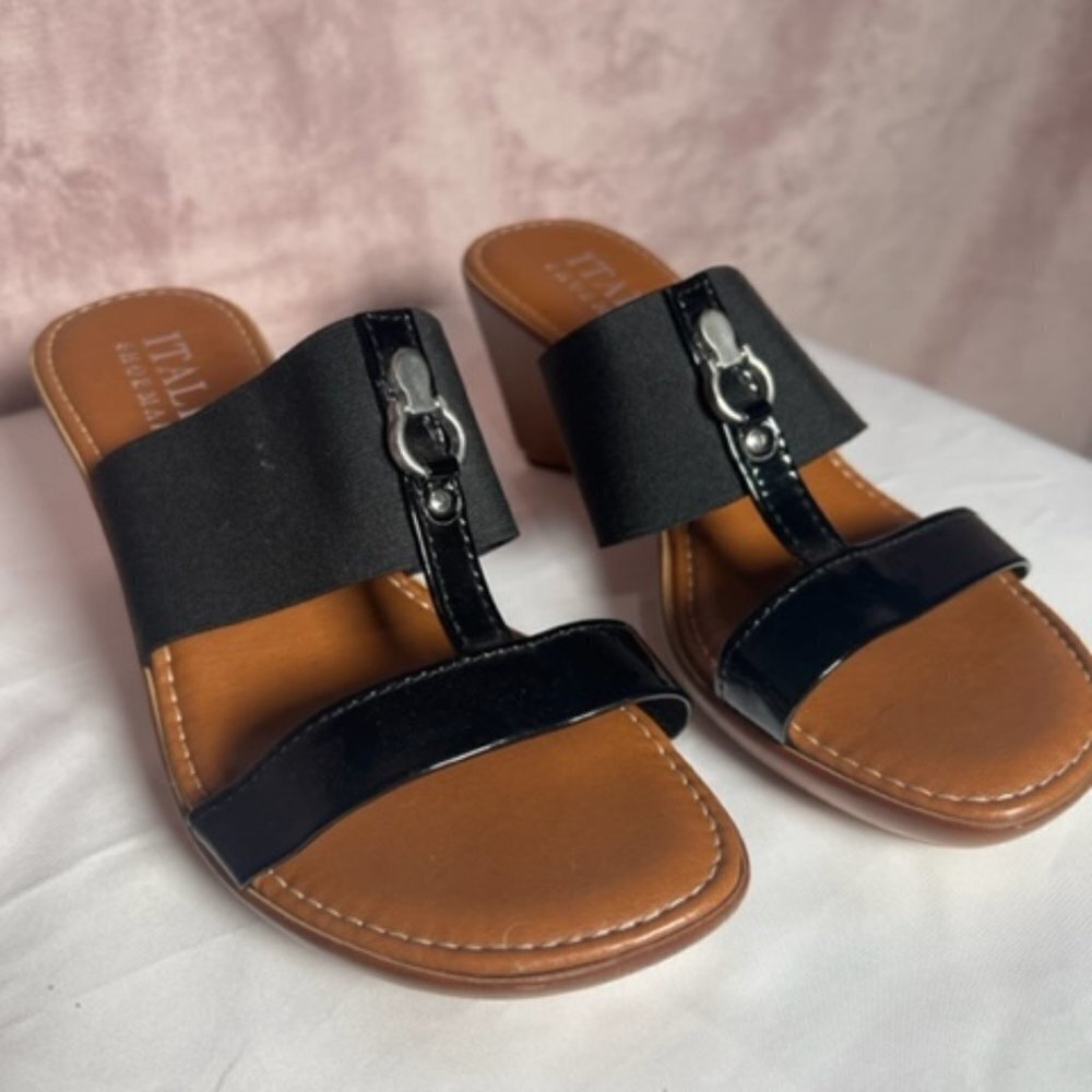 Womens Black Slip On Sandals Italy Shoemakers Wedge Shoes Size 7M
